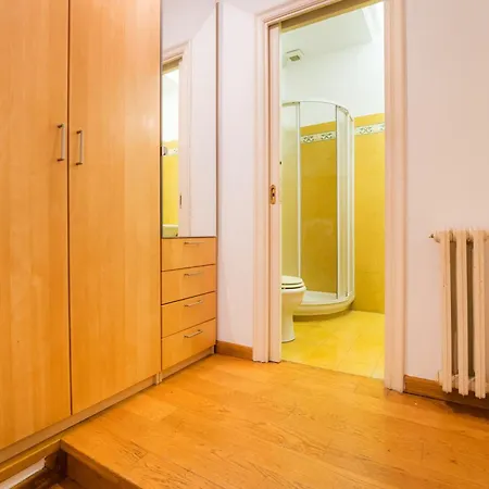 The British Corner, Central Cozy Loft With Garden 10 Min From Center Exterior foto